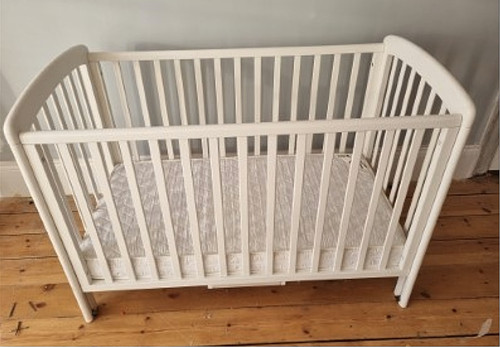 Cot bed and - mattress,