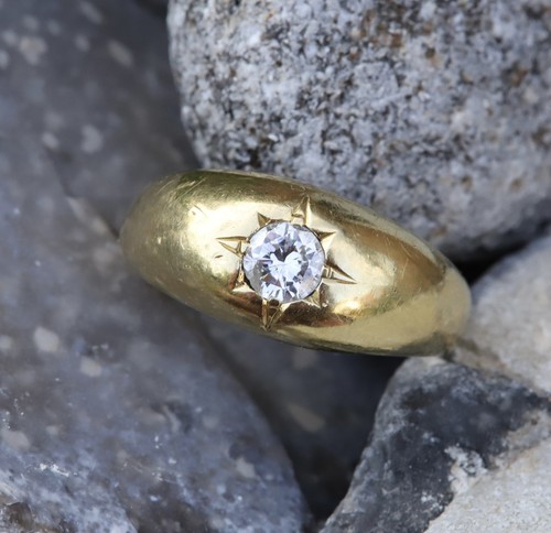 Heavy 18ct yellow - 18ct, gold