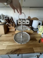 2-Tier Silver Hammered Metal