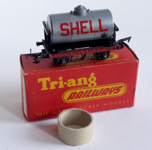 Triang railways tank - /,