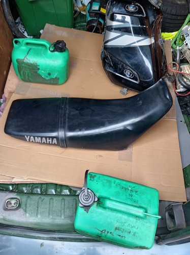Yamaha dt125re seat - yamaha,