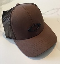 Oakley Trucker Ellipse Hat ( Carafe ) One Size