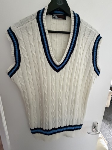 Original cricket sleeveless - dg,