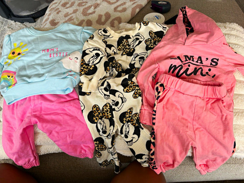 Baby girl sweatsuit - 0–3m,