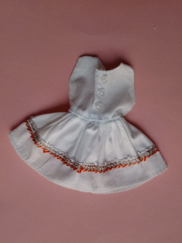 Linda label white - label,,