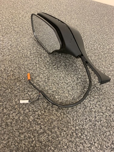 Honda cbr1000rr left mirror - honda,