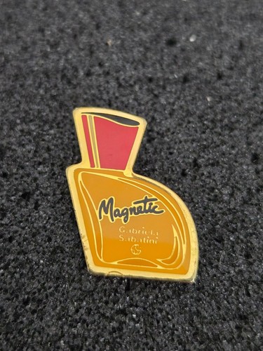 Perfume magnetic - ➔,