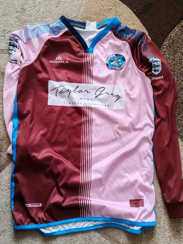 Corinthian casuals football - corinthian,