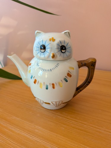 Vintage owl chinese hand - owl,