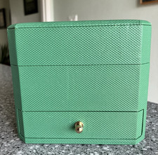 Lola Rose Jewelry Green Square