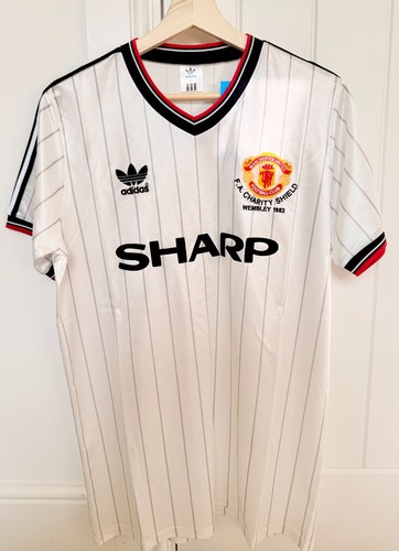 Manchester united 1983 charity - united,