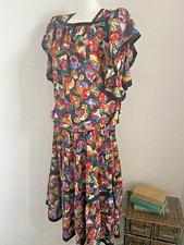 Dale trynon Kanga Collection