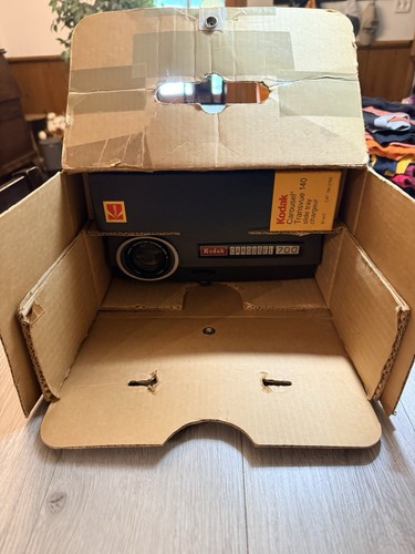 Vintage kodak carousel 700 - vintage,
