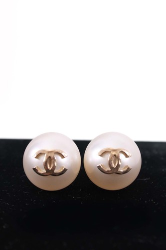 Chanel faux pearl - pearl, earrings