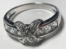 Diamonique DQCZ sterling silver '925' and clear stone cluster ring band size R