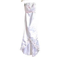 Retro Jovani white embroidered