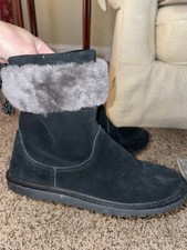Ugg Boots girls sz. 4 black