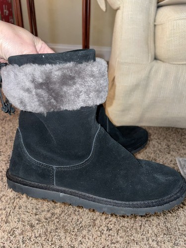 Ugg boots girls 4 black - sz.,