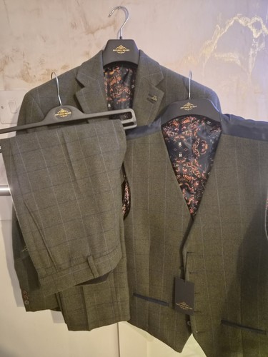 Antique rogue piece - antique, suit