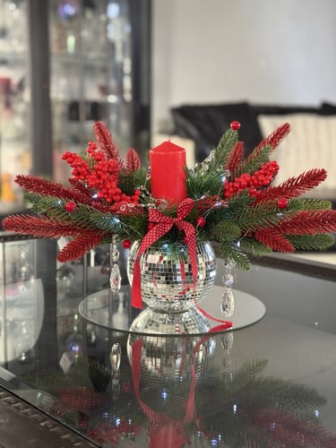 Red christmas candle - ✨,