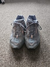Yeezy 700 Hospital Blue UK 9.5