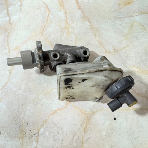 Renault brake master - brake, cylinder
