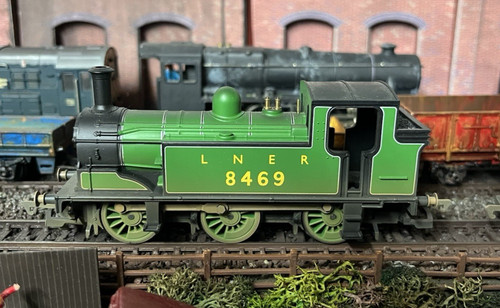 Hornby gauge 0 - oo, 0-6-0