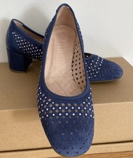 BNWOB Hispanitas Low Block