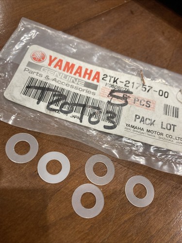Yamaha 2tk 21757 plastic - yamaha, 2tk-21757