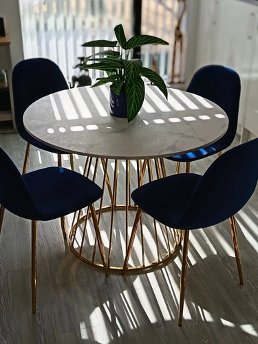 Round marbled effect white - round,
