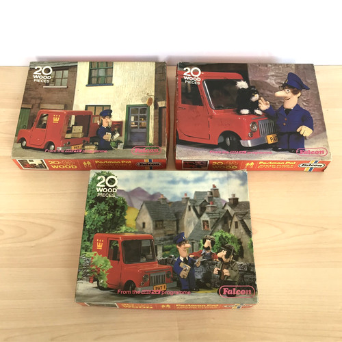 Vintage postman pat wooden - pat, 20