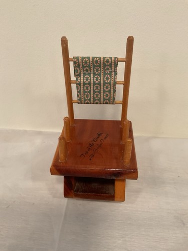 Miniature pine sewing - sewing, rocking