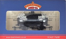 Bachmann 37-675S 14T Tank Wagon Lane Brothers Tank Wagons Livery - Warley 2009