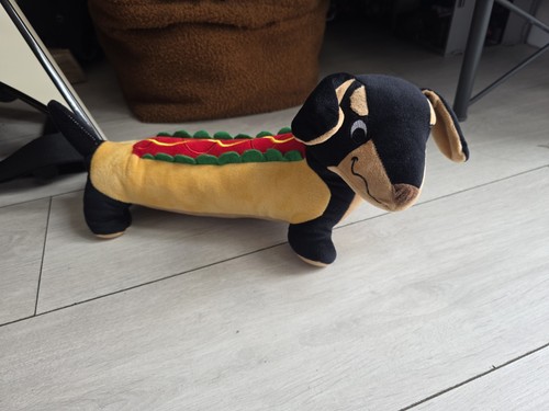 Fun leisure hot dog - hot,