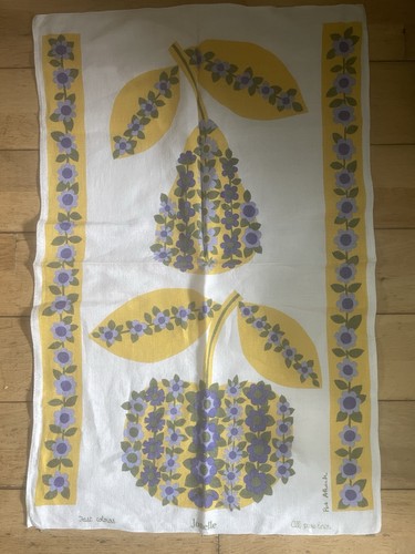 Rare vintage linen tea - rare,