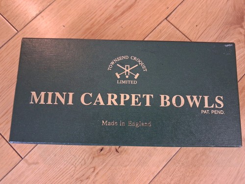 Mini carpet bowls - set, by