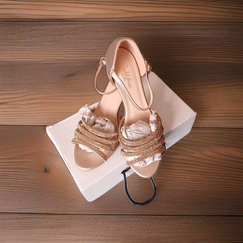 Ladies sandal house - house, gold