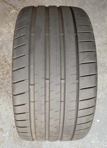 Tyre 275 30 20 - tyre,