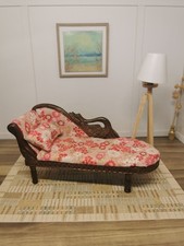 Dolls House Swan Chaise Longue