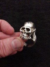 SILVER SKULL RING