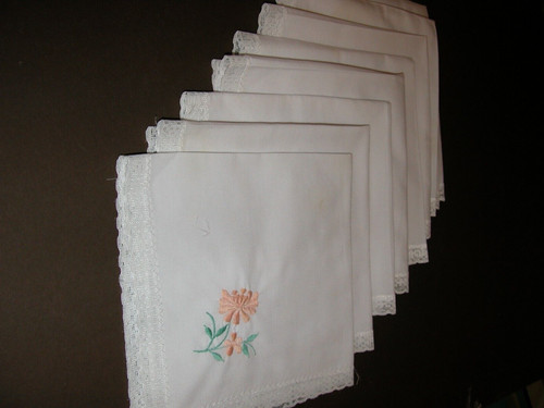Embroidered peach white - x,