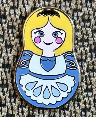 Disney nesting dolls alice - disney,