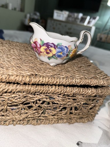 Royal staffordshire bone china - royal,