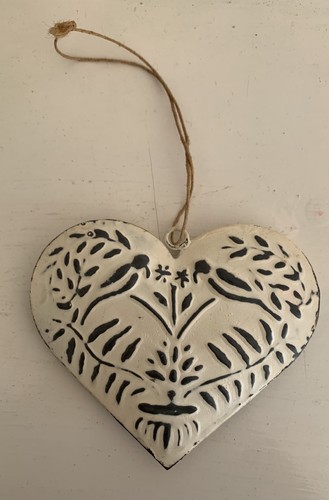 Decorative cream embossed - cream,