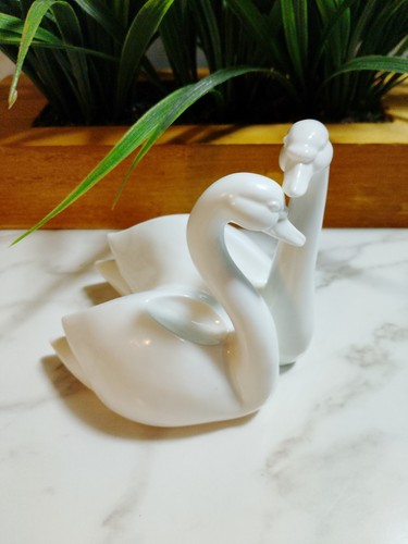Coalport moments figurine - coalport,