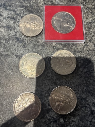 Coin collection coins - 4x£5,