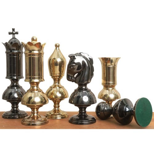 Giant victorian series - giant,