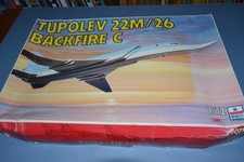 1/72 Esci Tupolev 22M/26