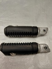 Harley Davidson Rider Footpegs Pair Fits M8 Softail