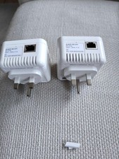 Devolo dLAN 550 MT:2734 WiFi Extender Powerline Adapter  2 Units